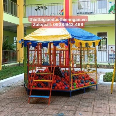 Nhà banh lục giác không mặt nạ